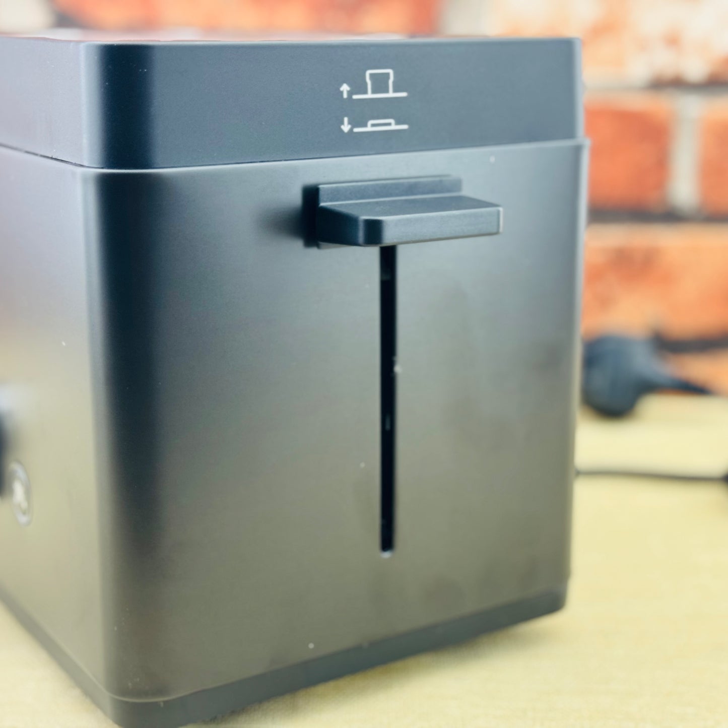 Silver Crest 2-Slice Bread Toaster