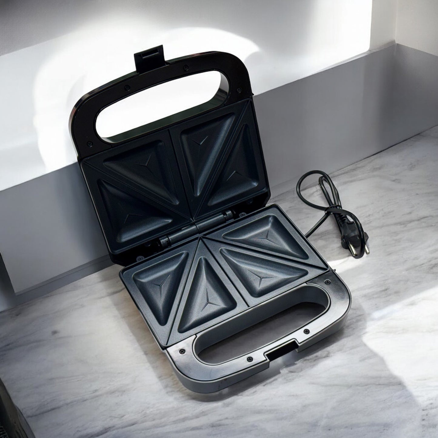 RAF Sandwich Maker 1200W