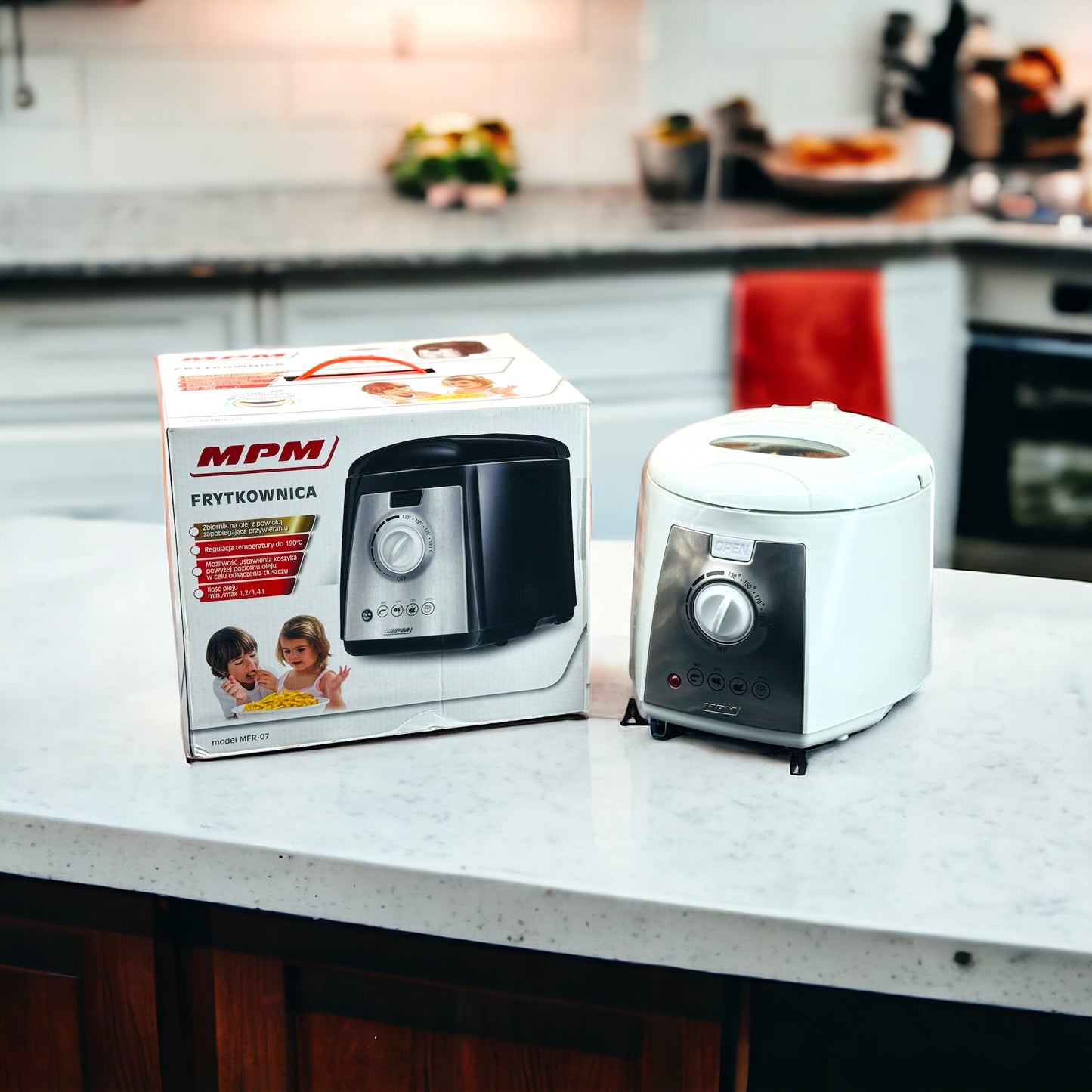 MPM Compact Electric Deep Fryer - 1.5 Litre