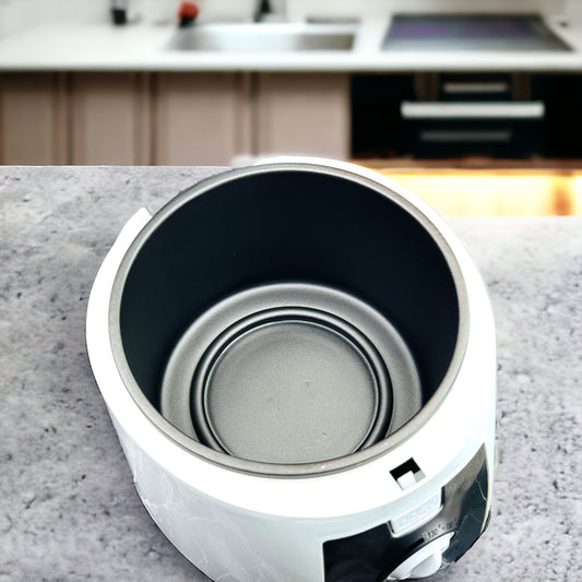 MPM Compact Electric Deep Fryer - 1.5 Litre