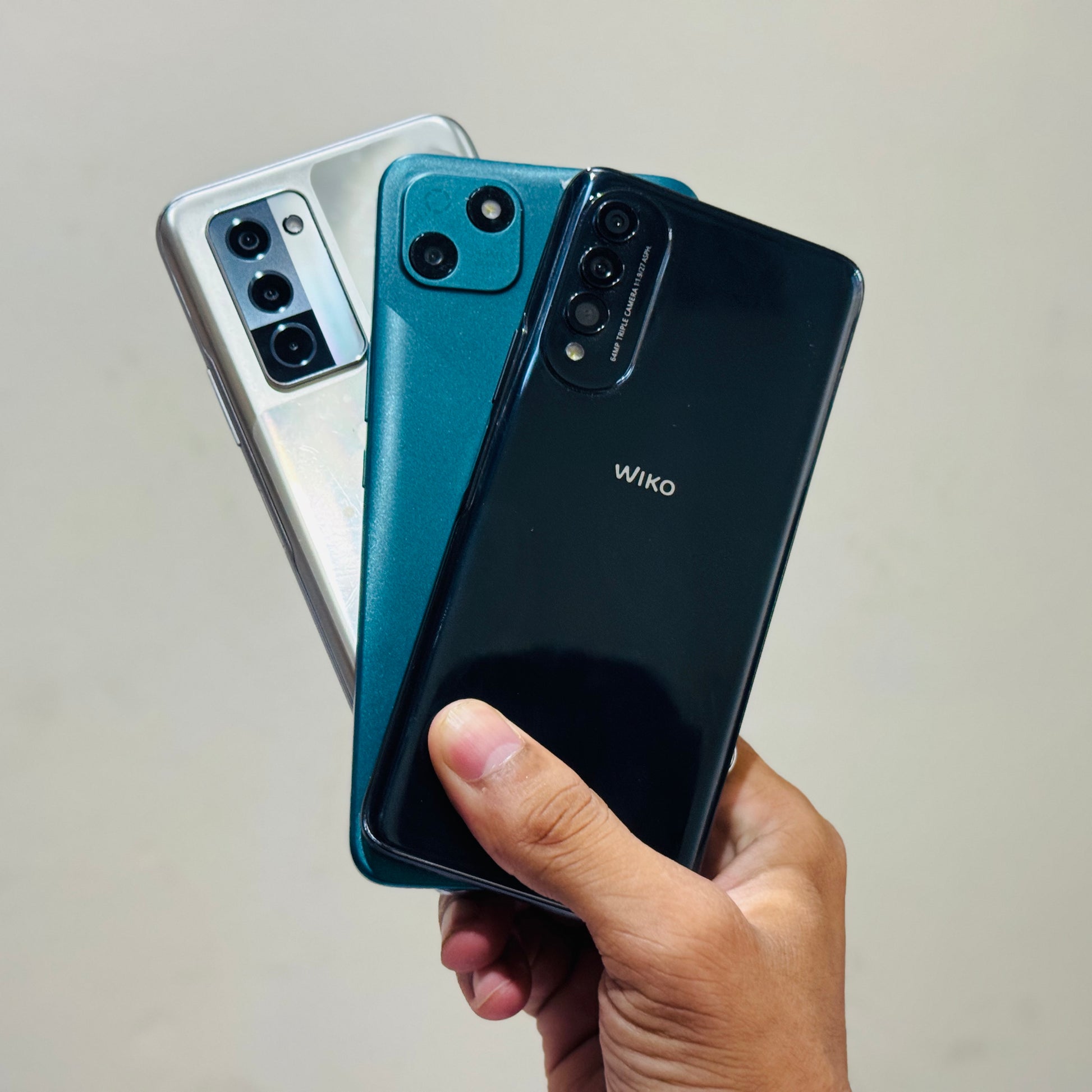 wiko-dummy-phones-bundle/