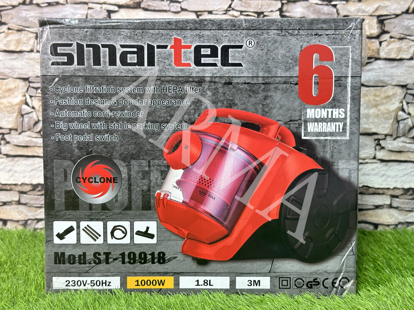 Smartec Vacuum Cleaner - 1.8 Litre Cleaner