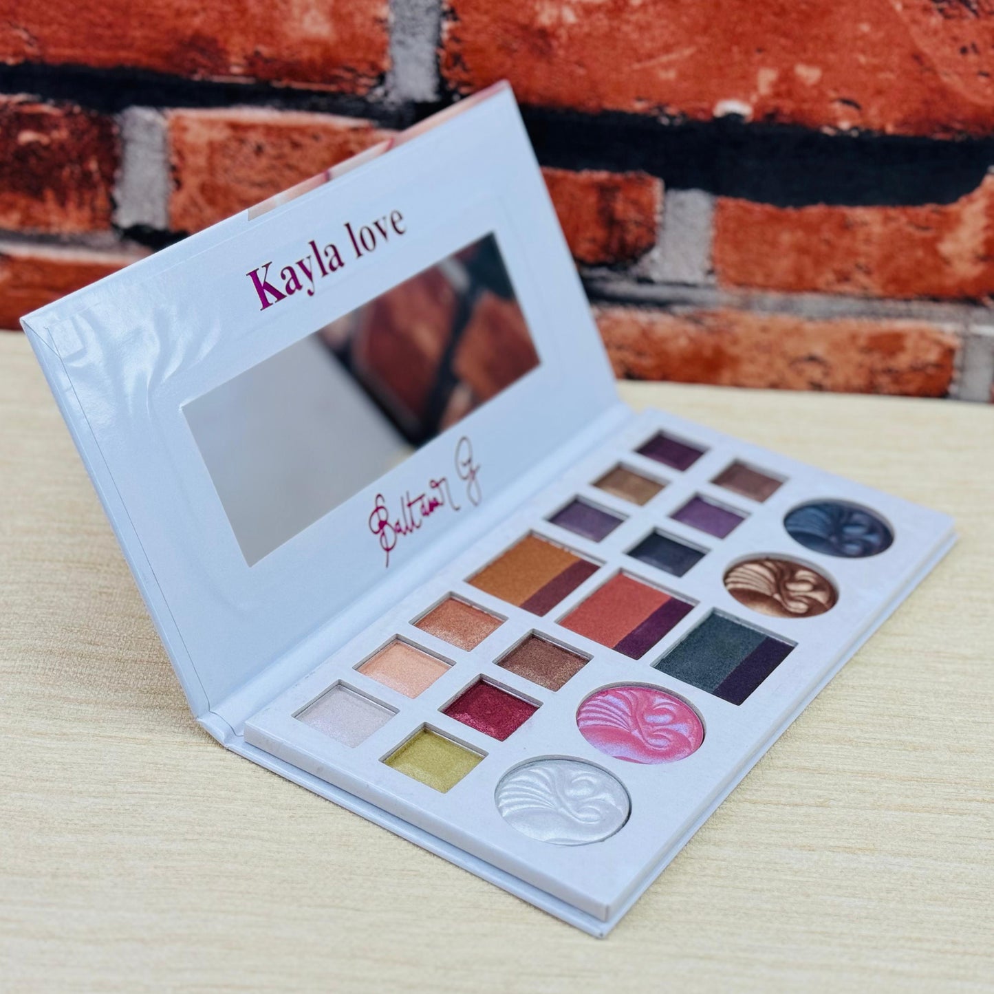 Kayla Love Eye Shadow | Makeup Kit