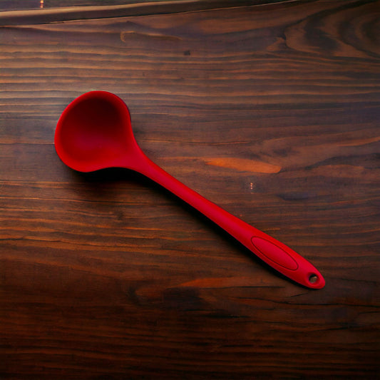 Silicone Ladle for Soup, Comfortable Grip Silicone Ladle, Non-stick to Prevent Scratching Kitchen Utensils