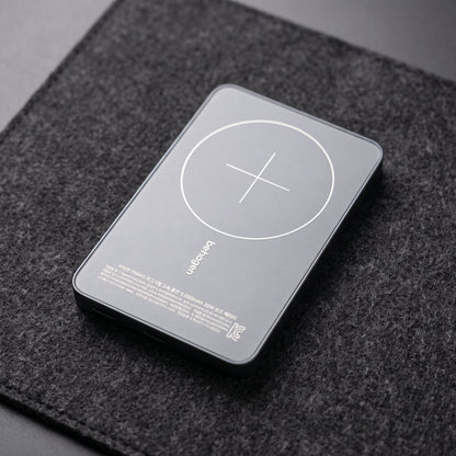 MagSafe 5000mAh 20W Fast Charging Power Bank | Magnetic Wireless Charger - Armaa Store Pk