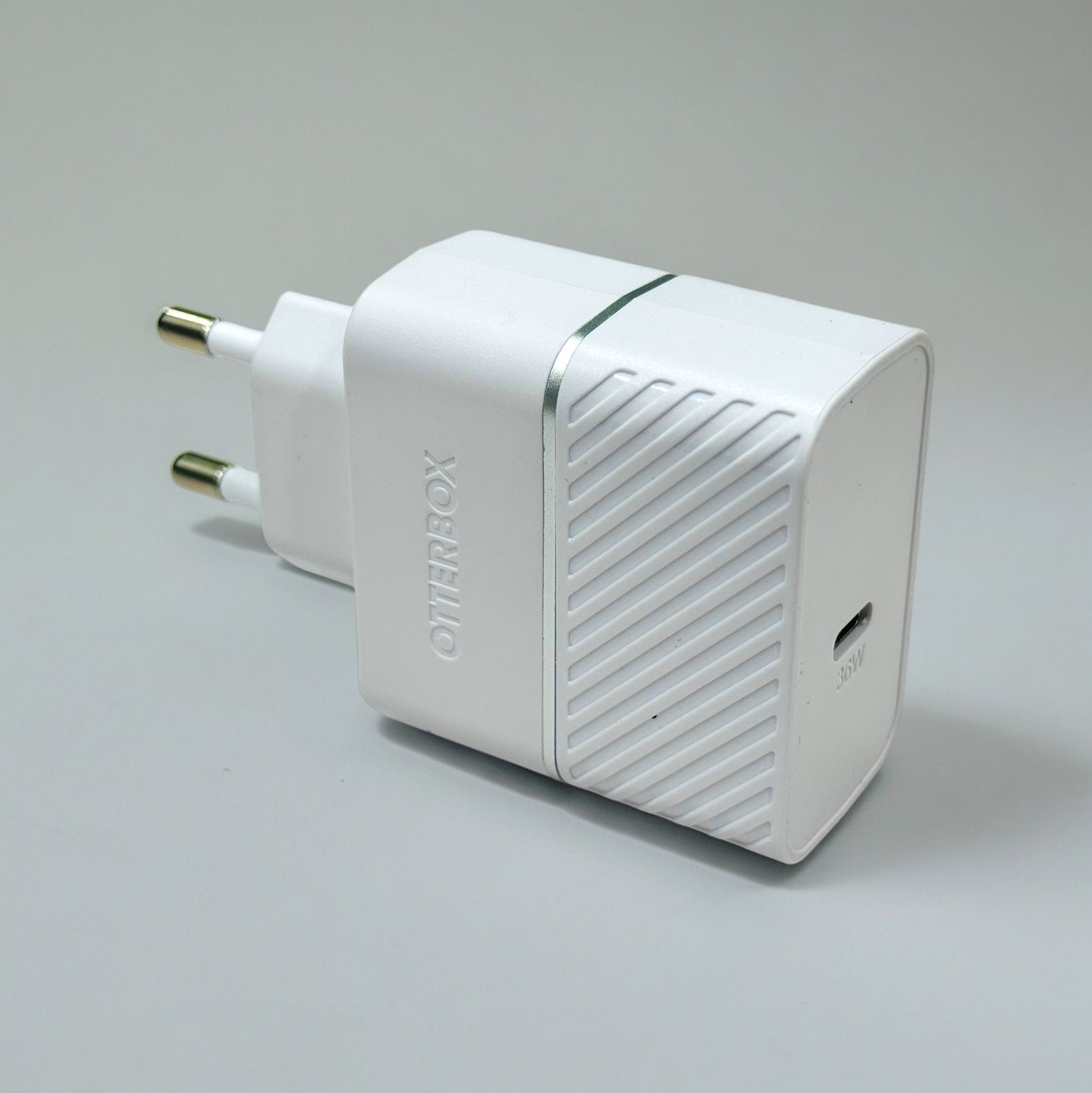 Otterbox USB-C Wall Charger 36W Fast Charge - Armaa Store Pk